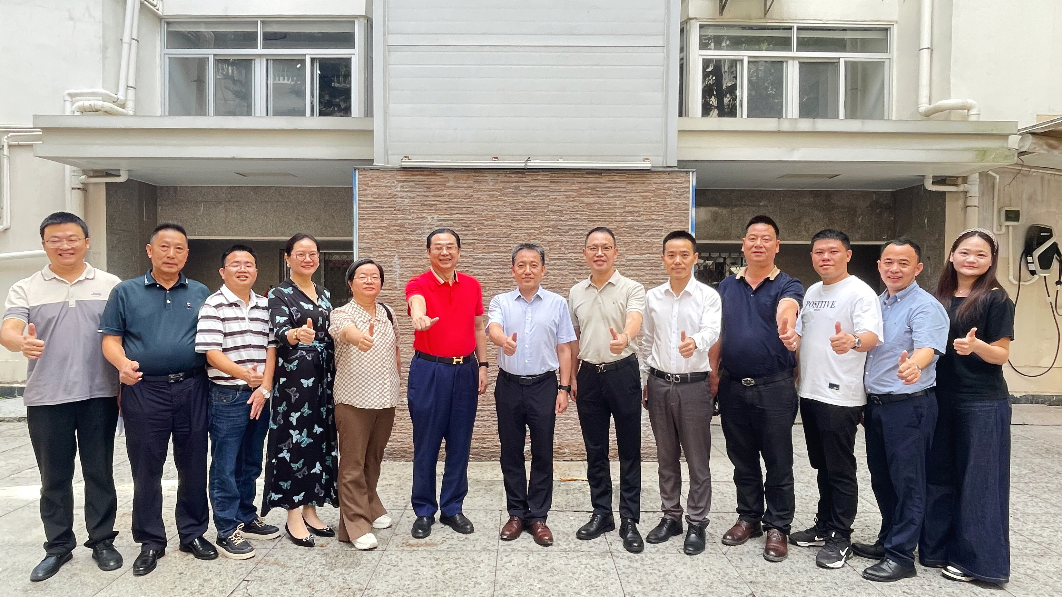 调研指导促发展 黔闽联动谋新篇 —— 贵州省人民政府驻上海办事处莅临厦门市贵州商会、铜仁商会考察指导